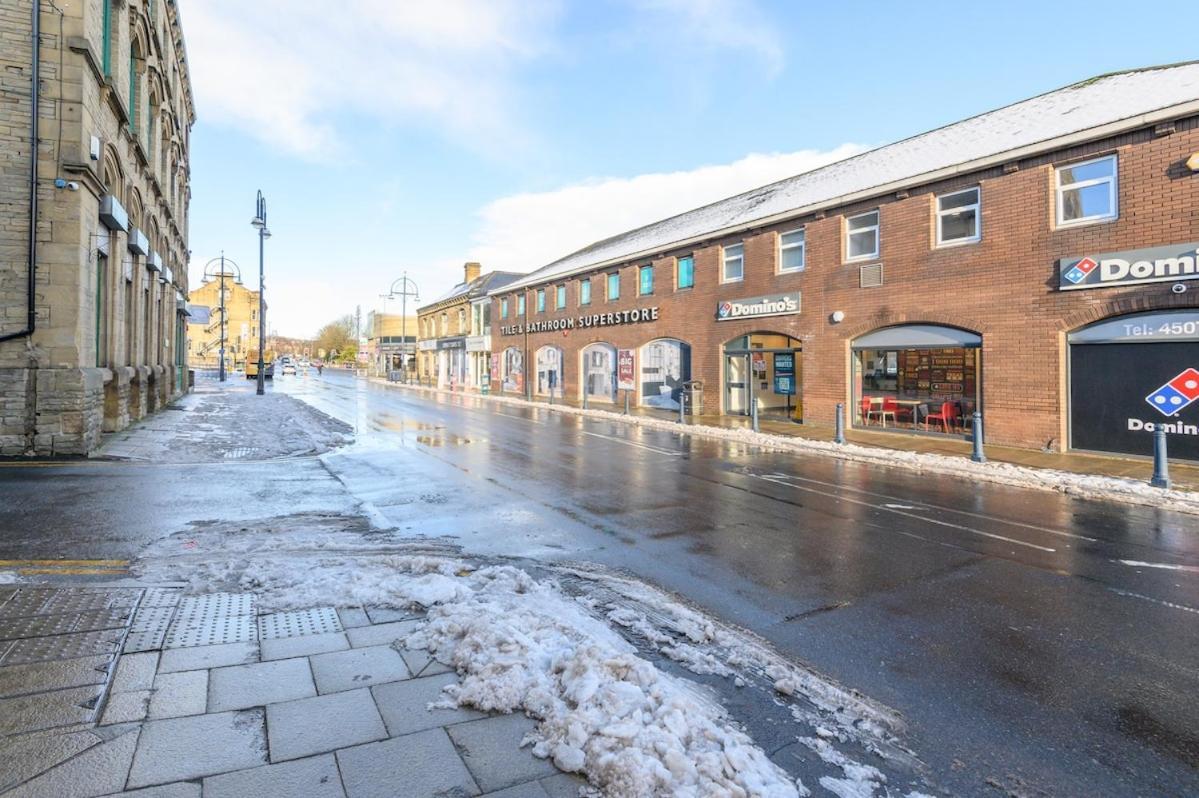 Boutique Flat In Huddersfield Town Centre Apartment Exterior photo